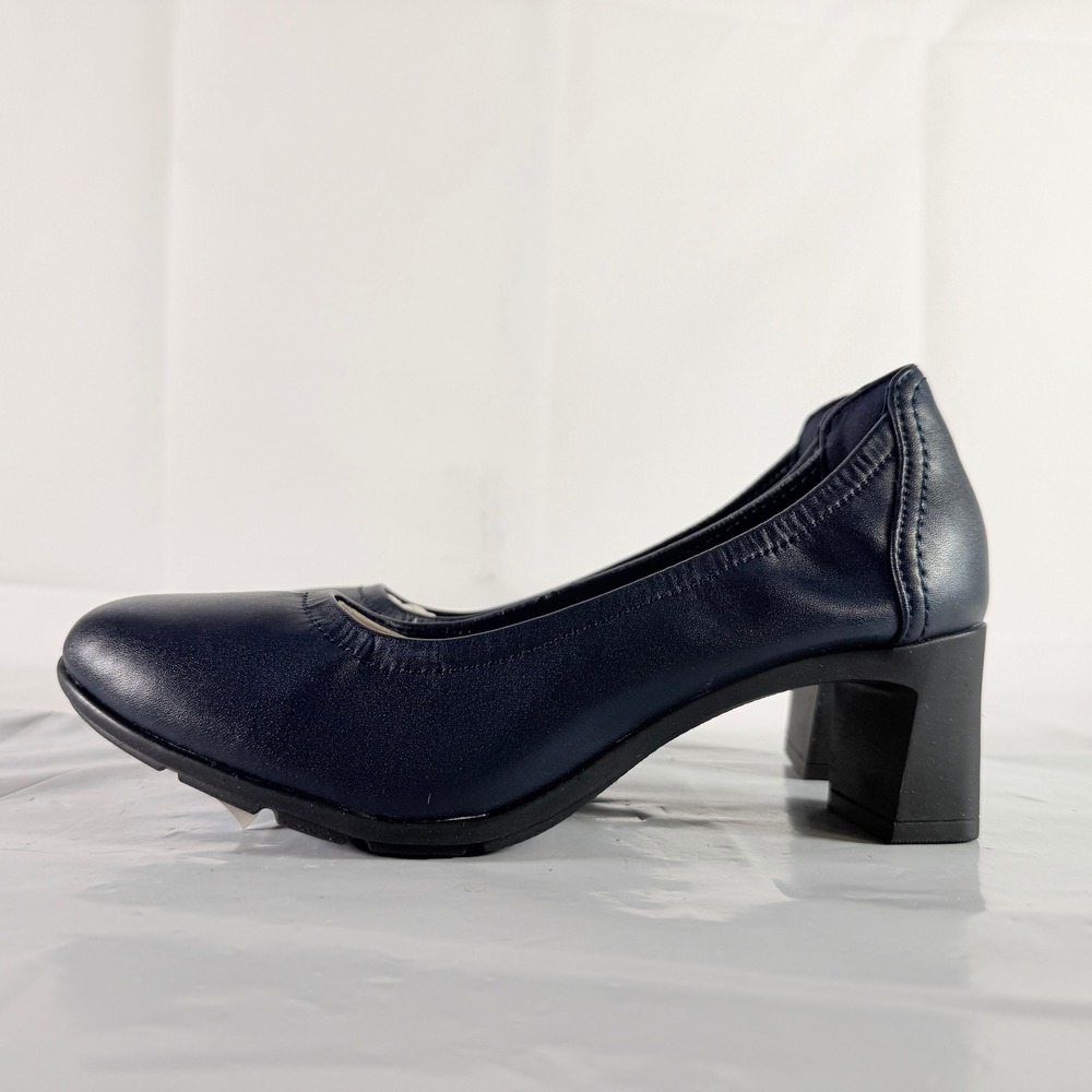 Clarks Neiley Pearl Navy Leather Pumps Women's Size 7 M Slip-On Chunky Heel New